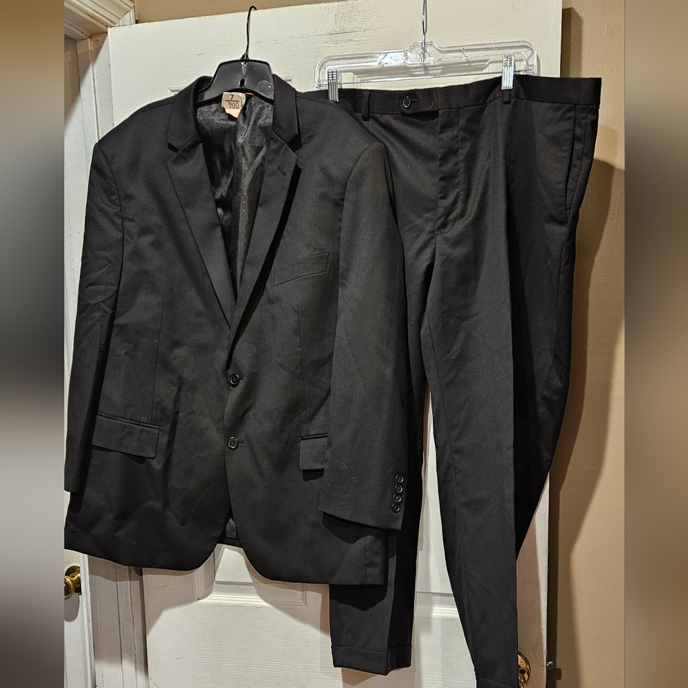 LINEA UOMO SUIT